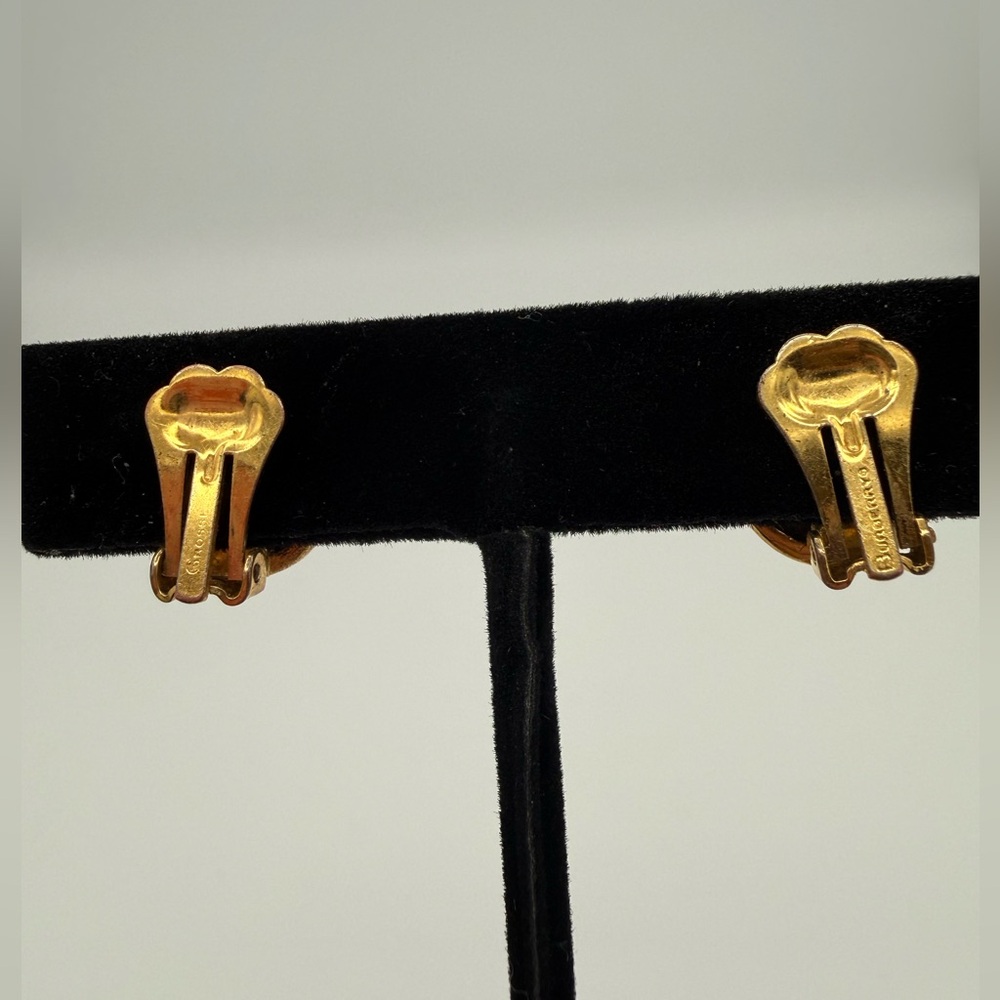 Vintage Burberry Pearl & Crystal Clip-on Earrings - Picture 4 of 5